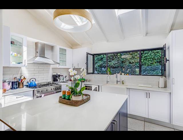 4 BEDROOM HOUSE FOR SALE IN PARKMORE